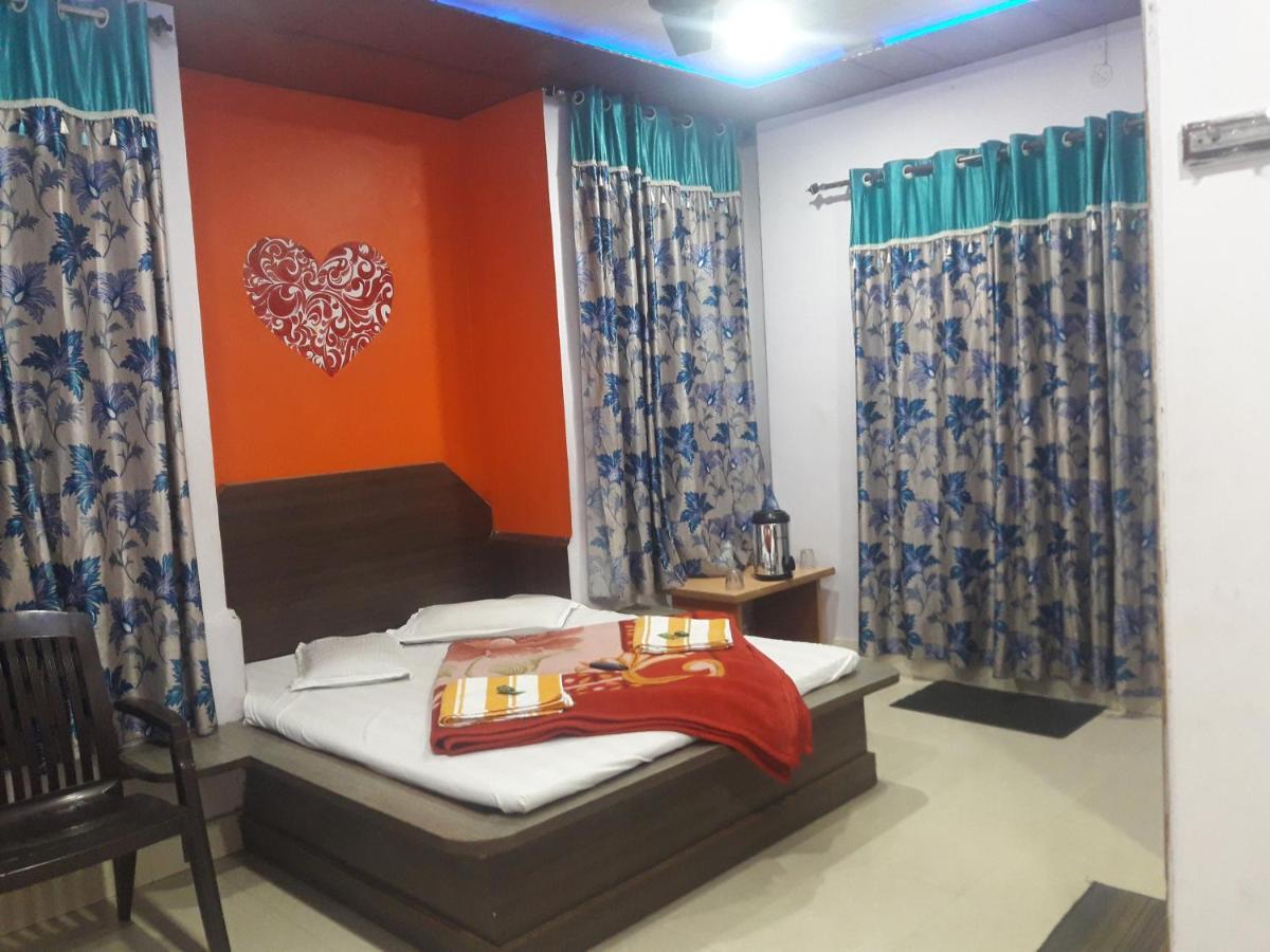Pachmarhī Hotel Rajvihar מראה חיצוני תמונה