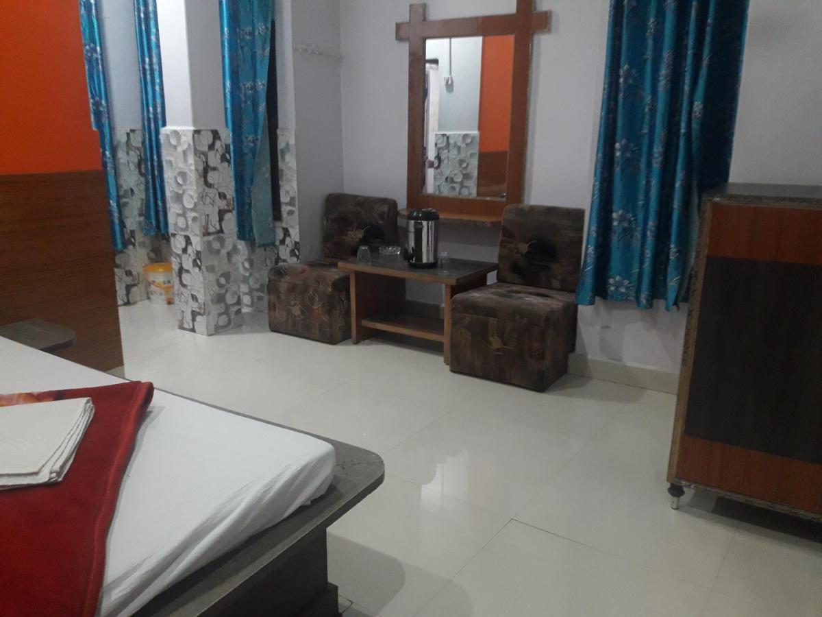 Pachmarhī Hotel Rajvihar מראה חיצוני תמונה