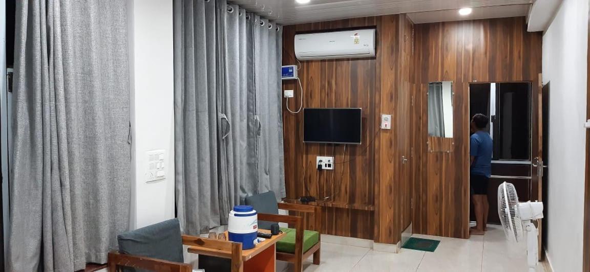 Pachmarhī Hotel Rajvihar מראה חיצוני תמונה
