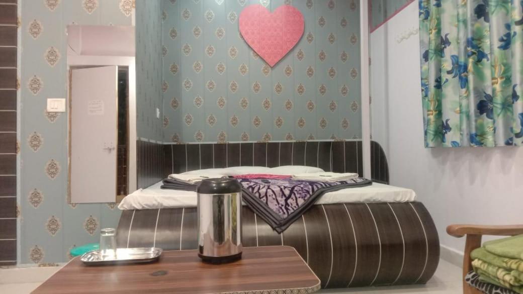 Pachmarhī Hotel Rajvihar חדר תמונה