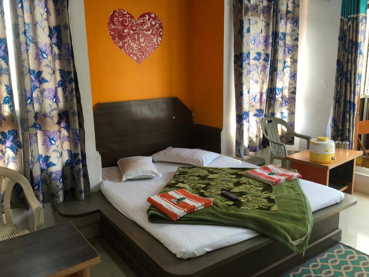 Pachmarhī Hotel Rajvihar מראה חיצוני תמונה