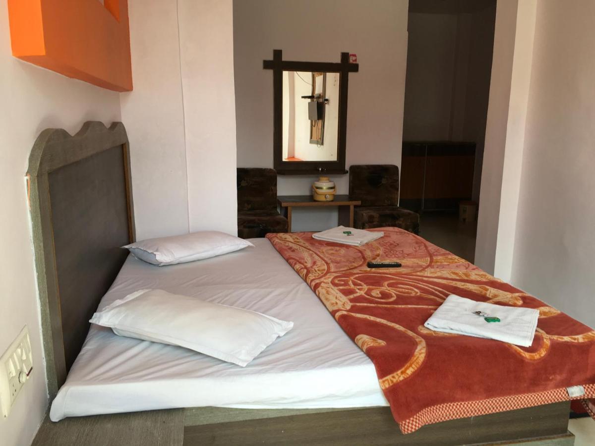 Pachmarhī Hotel Rajvihar מראה חיצוני תמונה